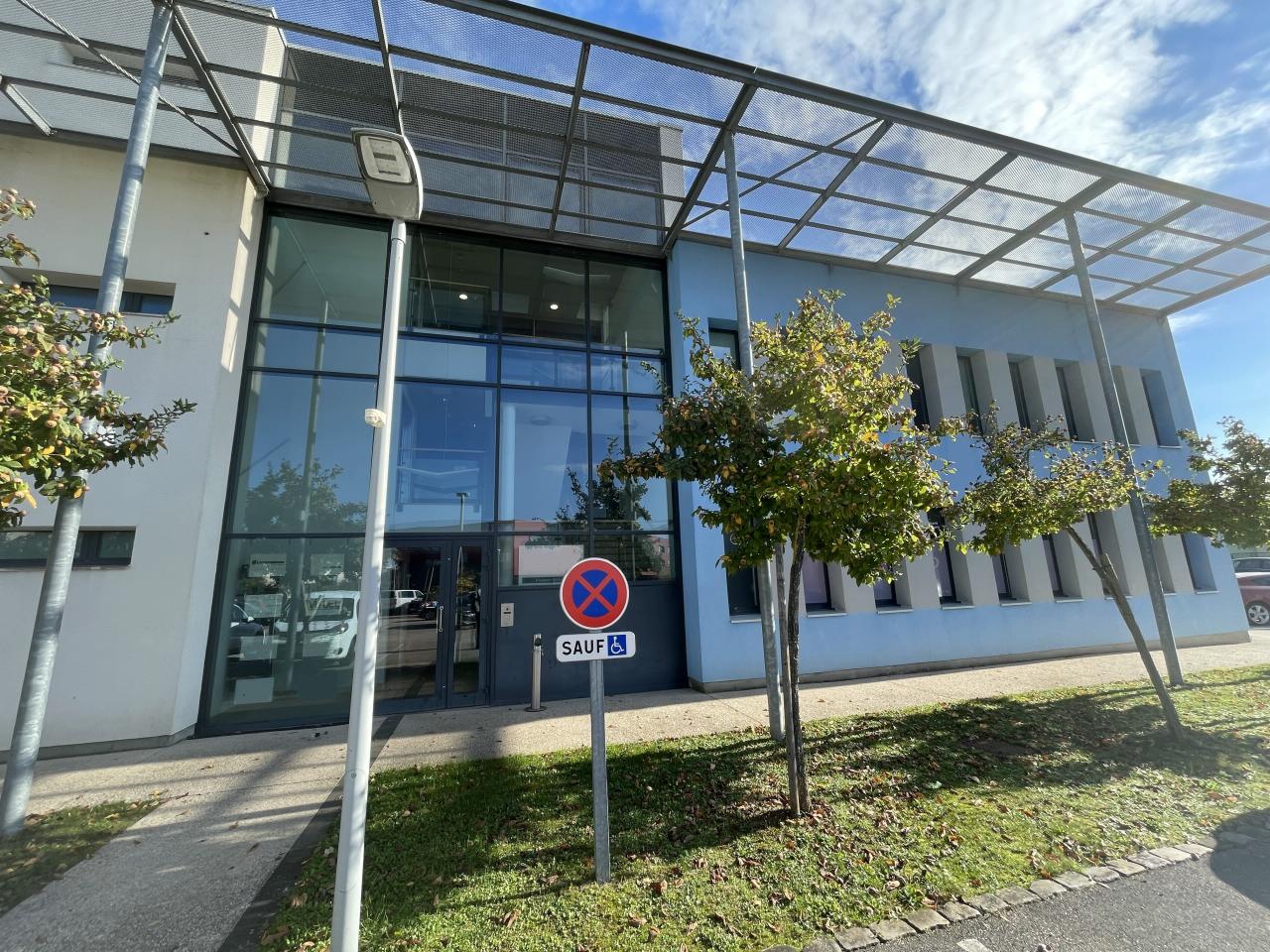 Bureau Dijon 80m² Location bureau Dijon Côte-d'Or OLBUR2426919 2
